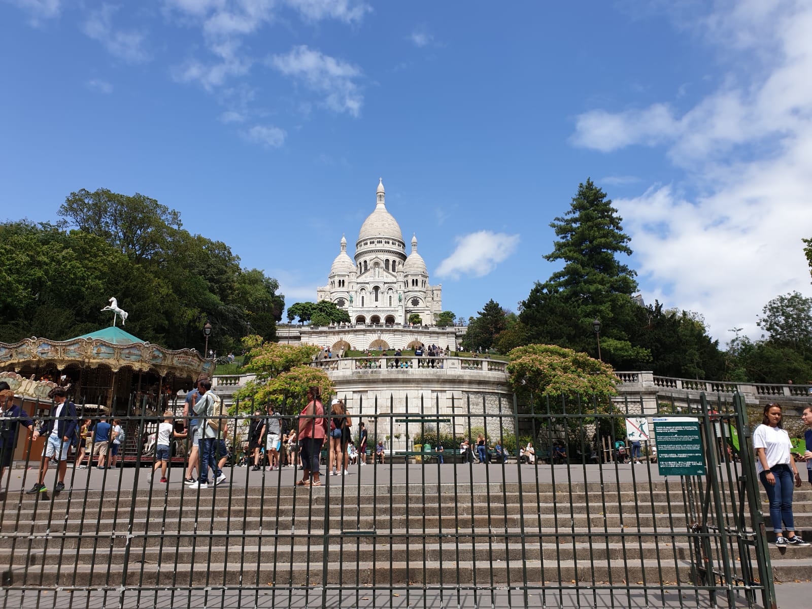 My Montmartre Tours - Discovering the Sacre Coeur